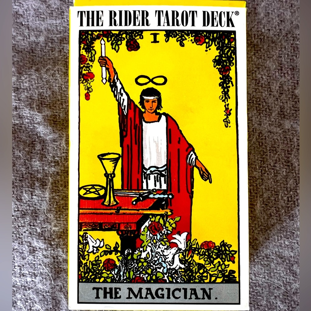RIDER WAITE TAROT DECK